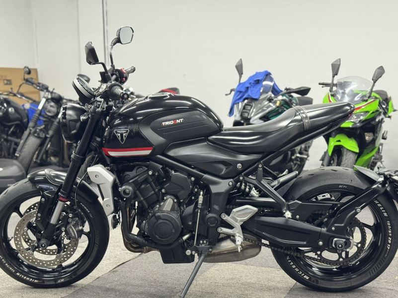 二手凯旋Trident 660