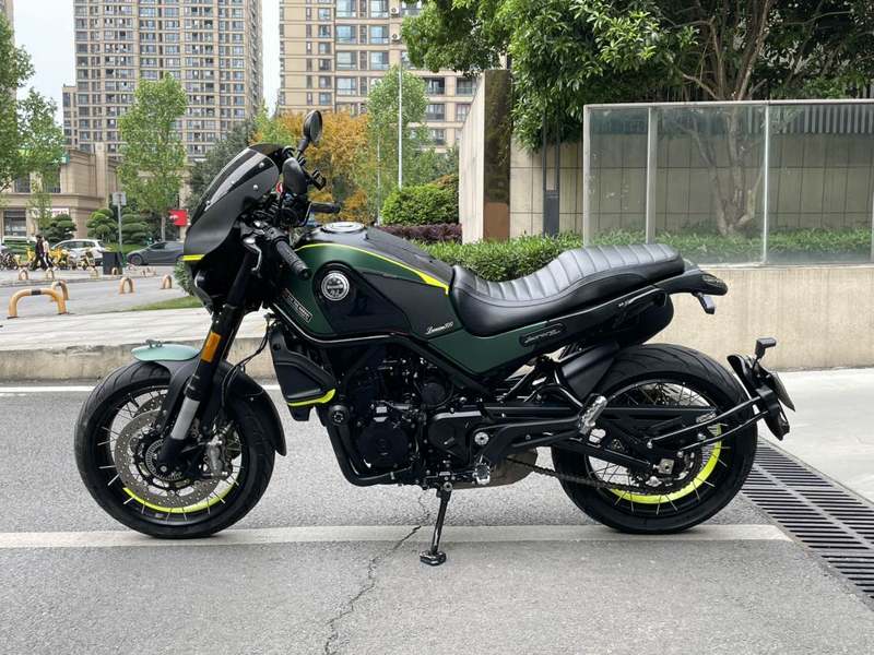 二手贝纳利幼狮 Leoncino 500