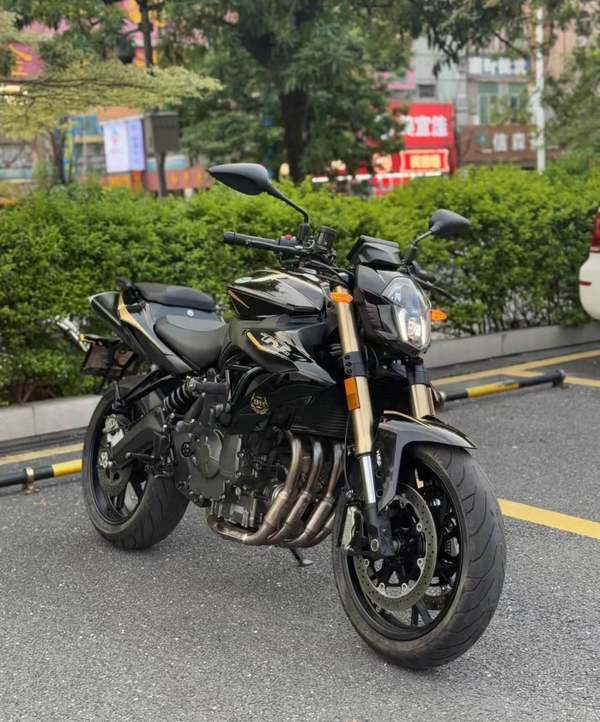 二手贝纳利TNT600i