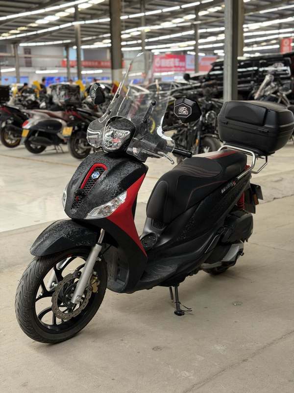 二手比亚乔Medley 150