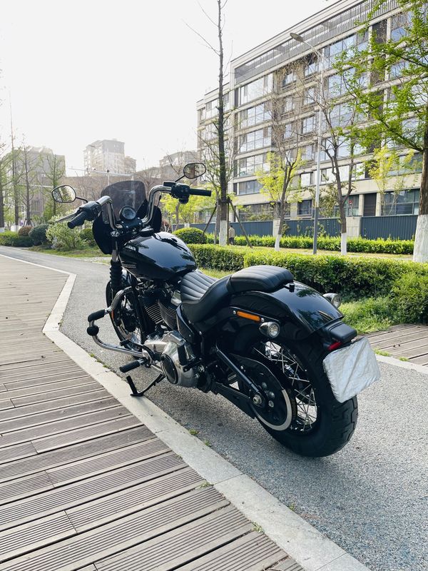 二手哈雷戴维森街霸 Street Bob