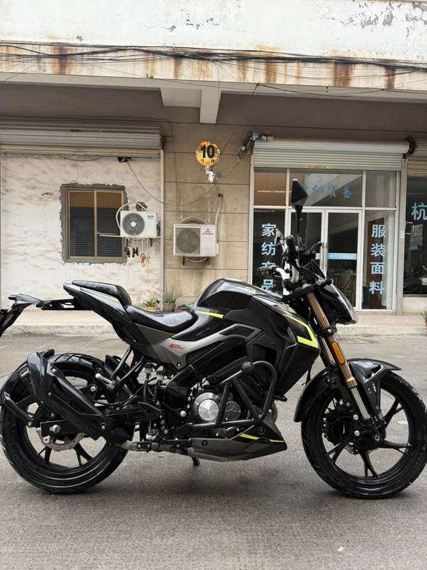 二手贝纳利小迅龙 BN150S