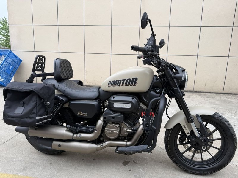 二手QJMOTOR闪300