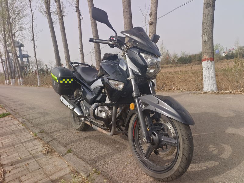 二手豪爵铃木骊驰 GW250