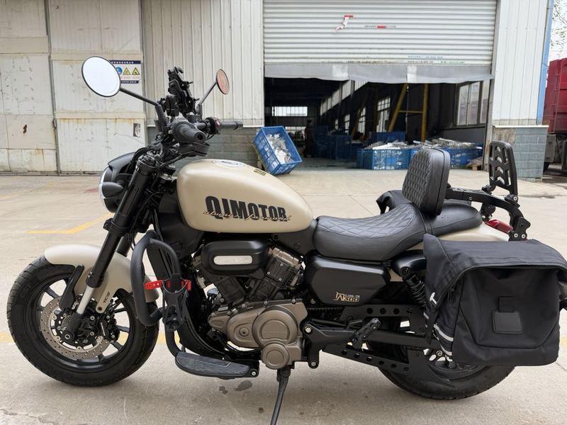 二手QJMOTOR闪300