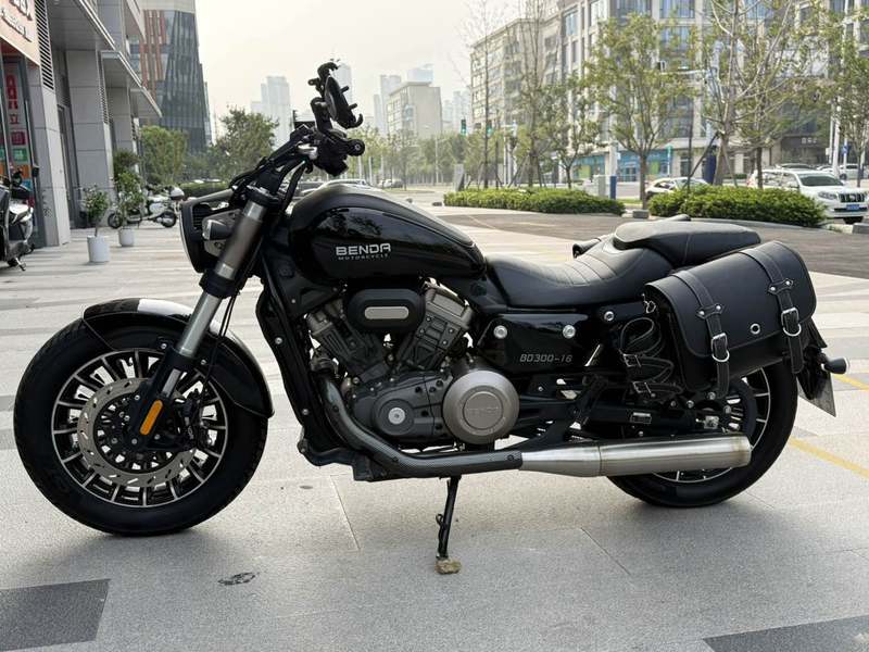 二手奔达Rock300 灰石