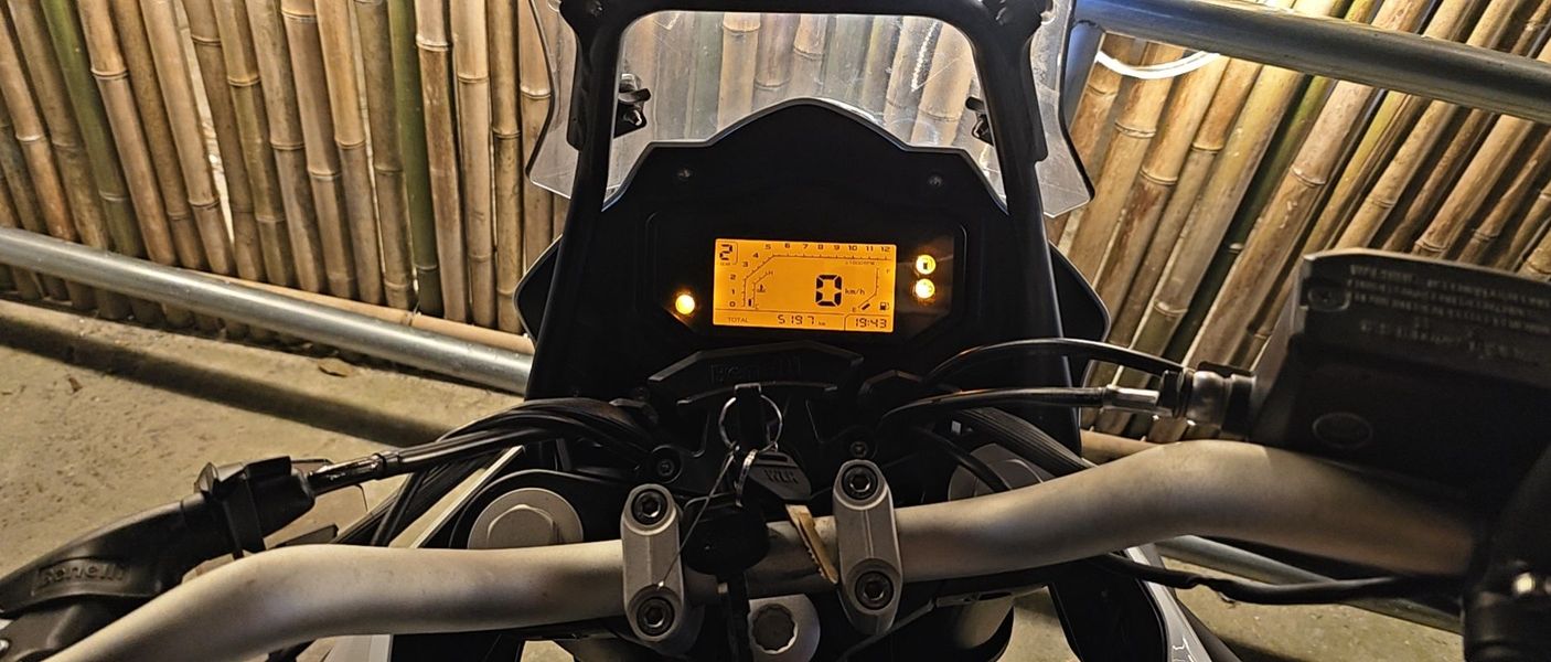 二手贝纳利金鹏 TRK251