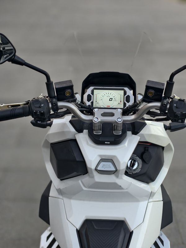 二手三阳哈士奇 Husky ADV150