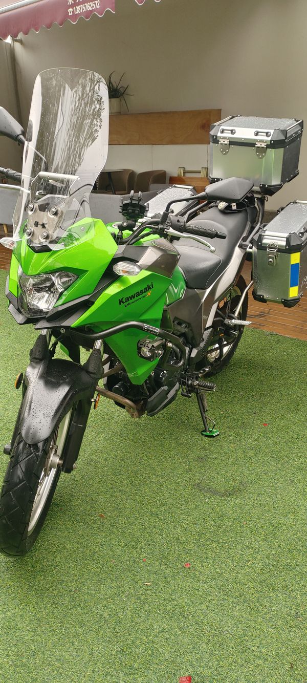 二手川崎Versys-X 300 