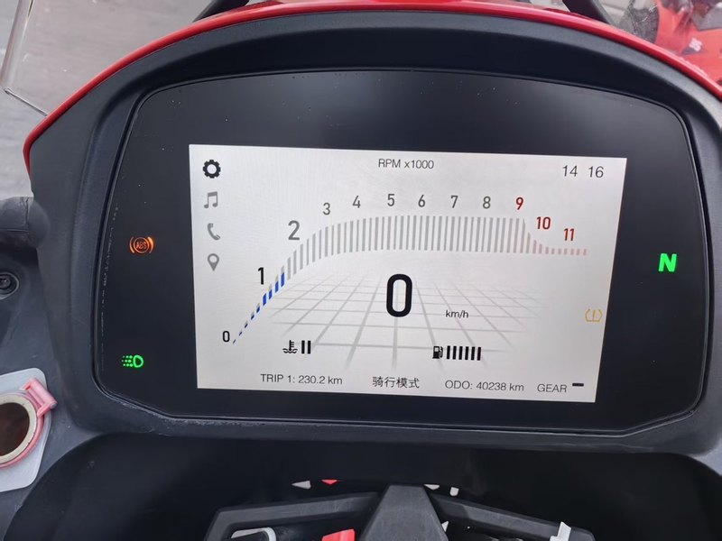 二手摩托莫里尼X-Cape 650