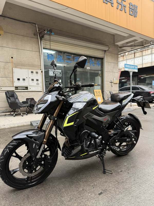 二手贝纳利小迅龙 BN150S