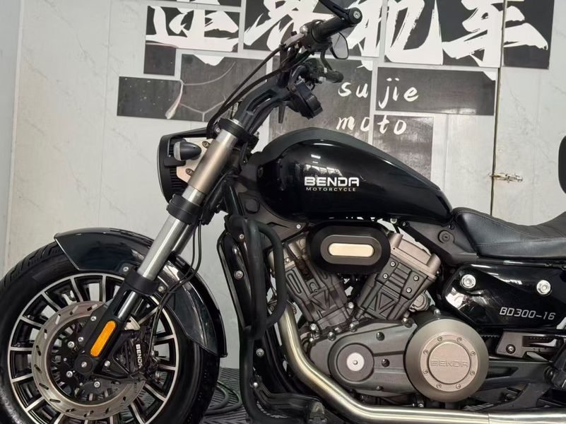 二手奔达Rock300 灰石