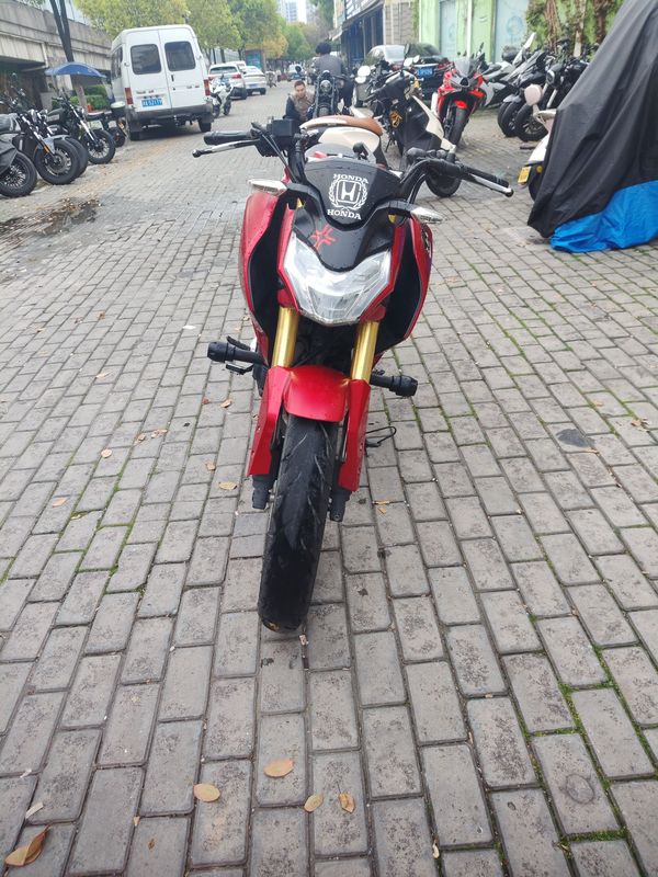 二手五羊本田CB190R 暴锋眼