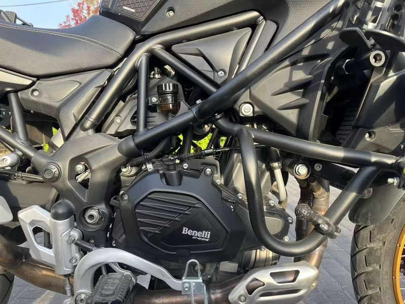 二手贝纳利TRK552