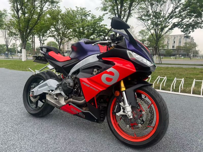 二手阿普利亚RS 660 