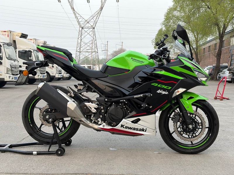 二手川崎Ninja 400