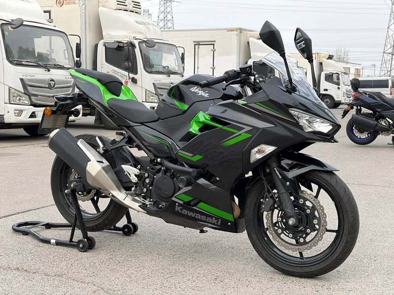 二手川崎Ninja 400