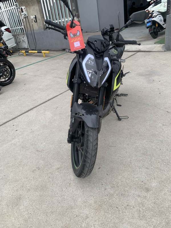 二手贝纳利小迅龙 BN150S