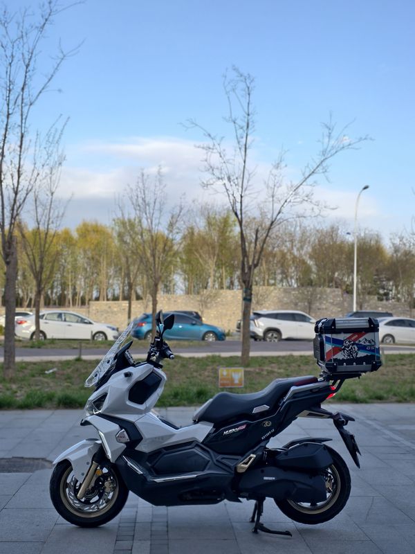 二手三阳哈士奇 Husky ADV150