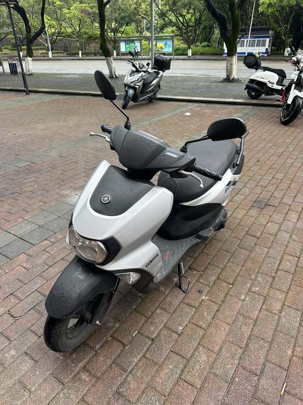 二手建设雅马哈旭鹰125