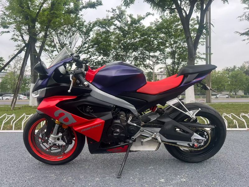 二手阿普利亚RS 660 