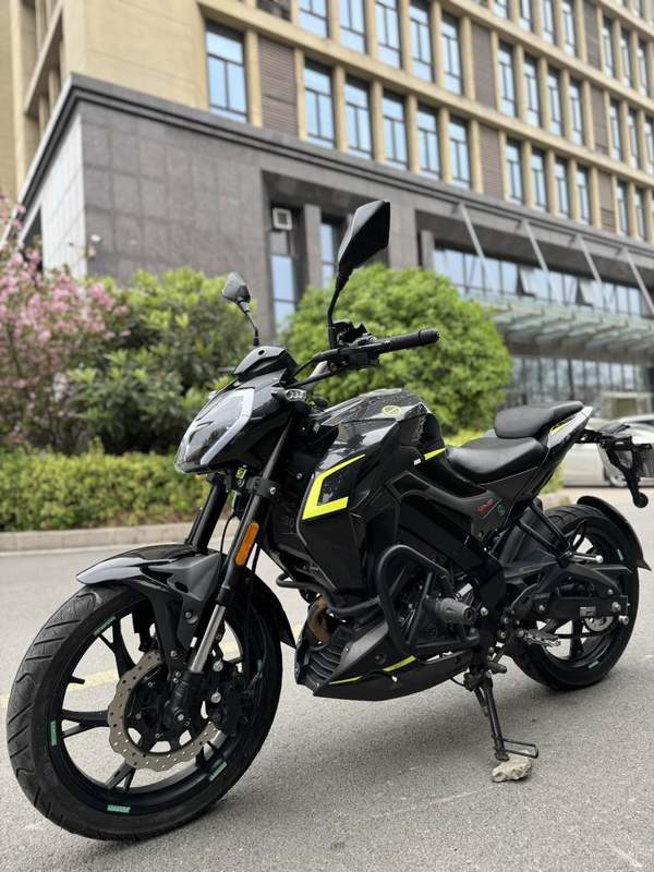 二手贝纳利小迅龙 BN150S