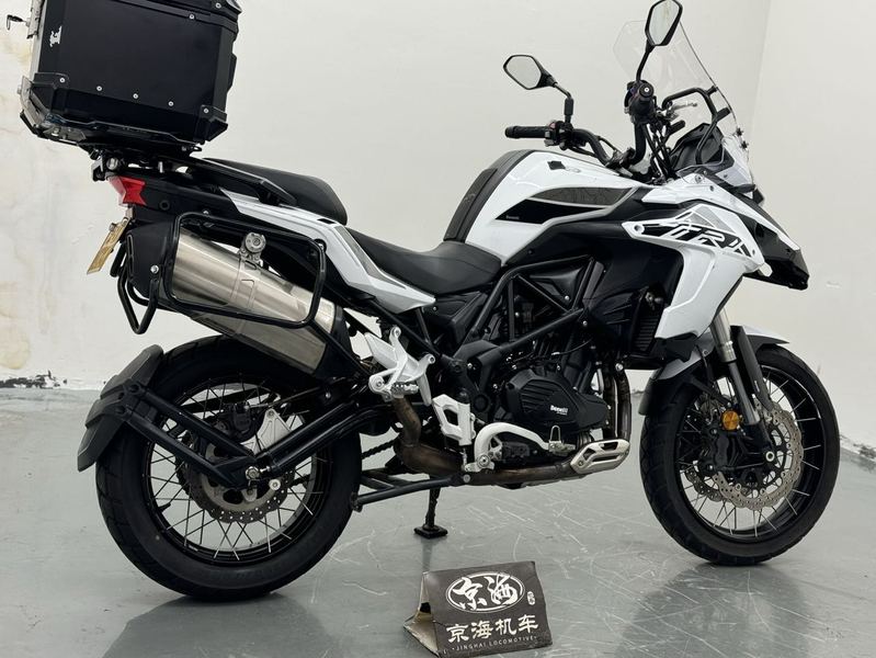 二手贝纳利金鹏 TRK502