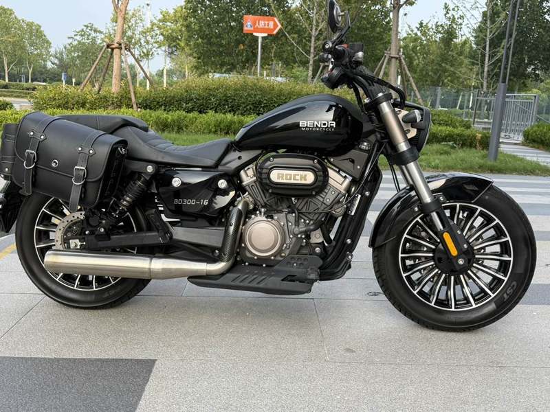 二手奔达Rock300 灰石