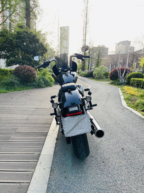 二手哈雷戴维森街霸 Street Bob