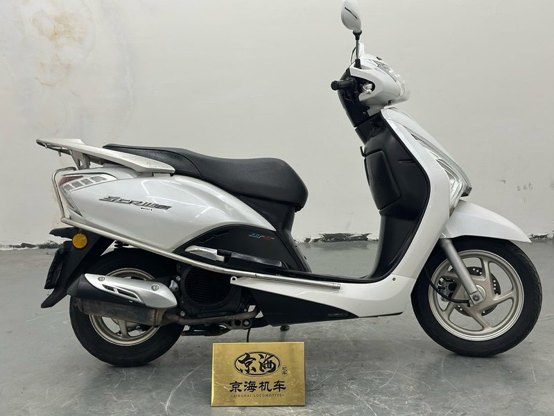 二手五羊本田SCR110 佳御