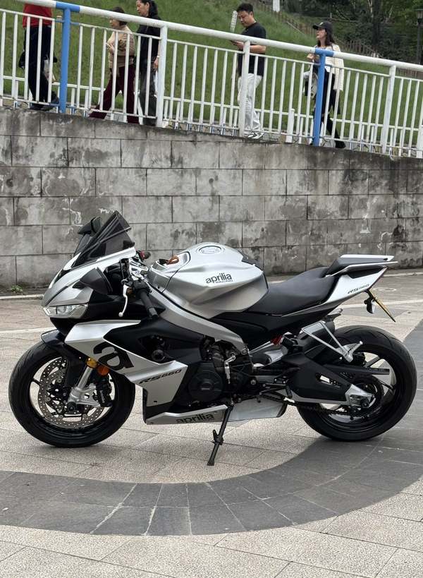 二手阿普利亚RS 660 