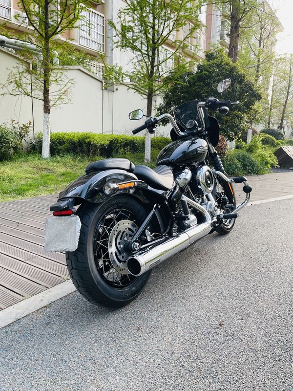 二手哈雷戴维森街霸 Street Bob