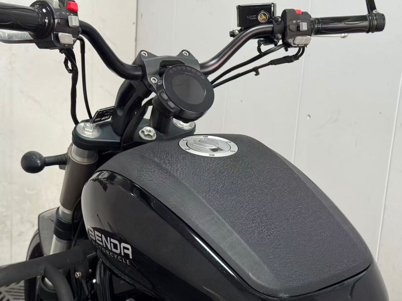 二手奔达Rock300 灰石