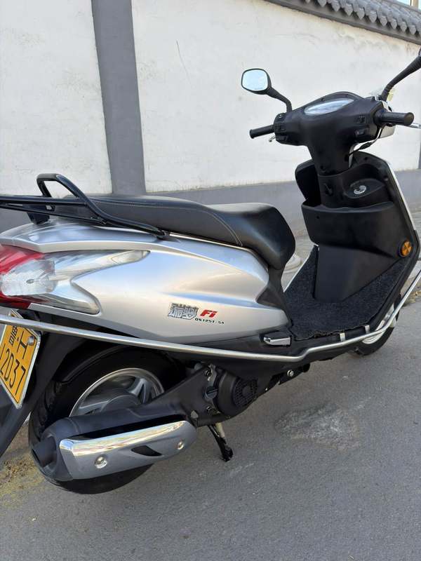 二手济南铃木瑞梦 UM125