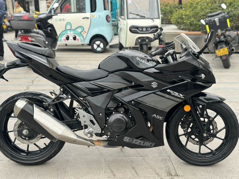 二手豪爵铃木GSX250R