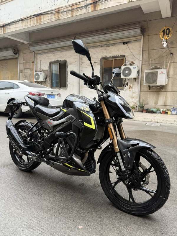 二手贝纳利小迅龙 BN150S