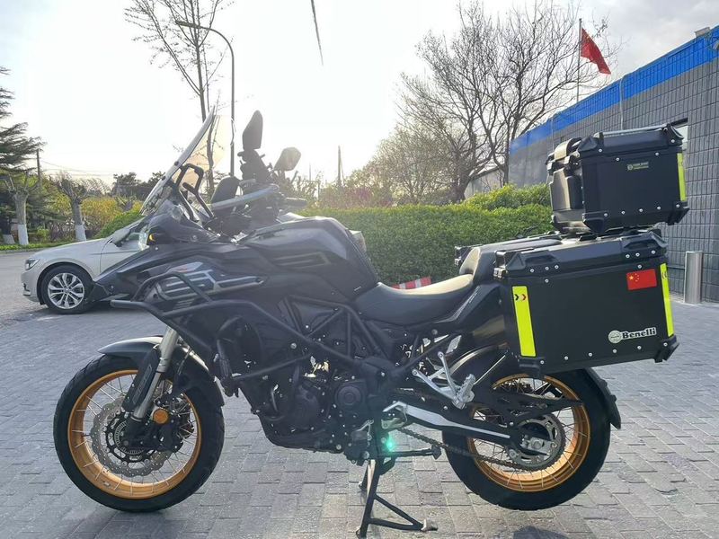 二手贝纳利TRK552