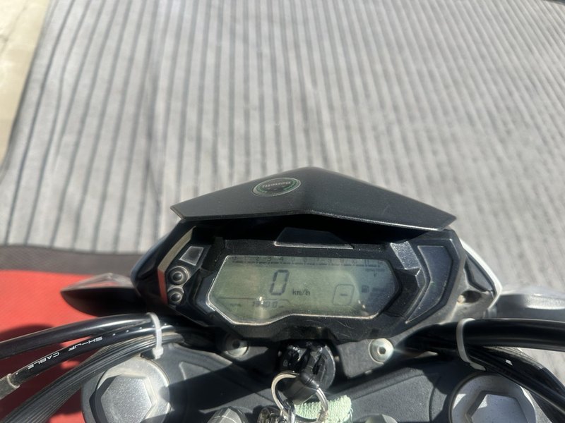 二手贝纳利红宝龙 TNT150i