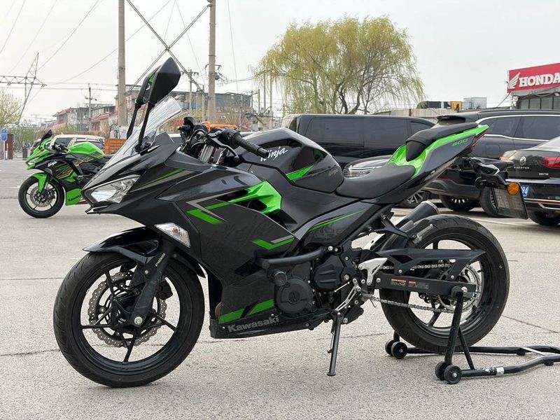二手川崎Ninja 400