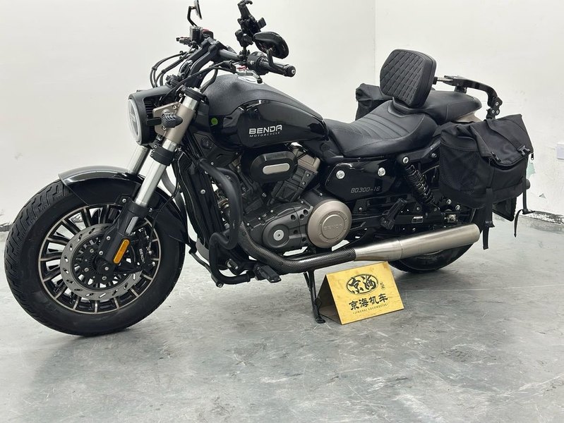 二手奔达Rock300 灰石