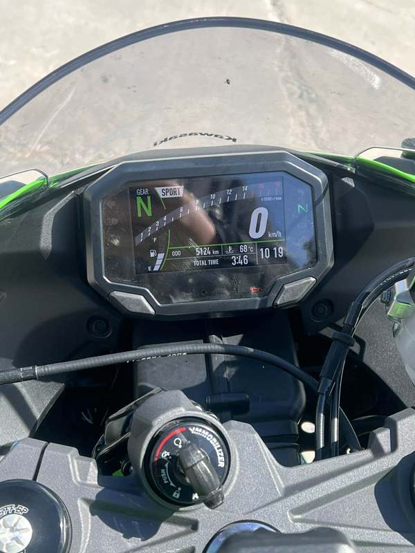 二手川崎Ninja ZX-6R 