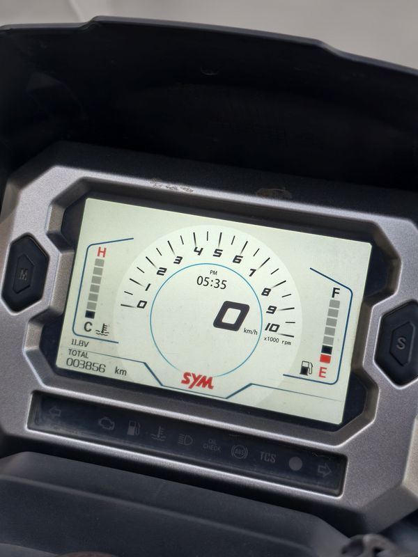 二手三阳哈士奇 Husky ADV150