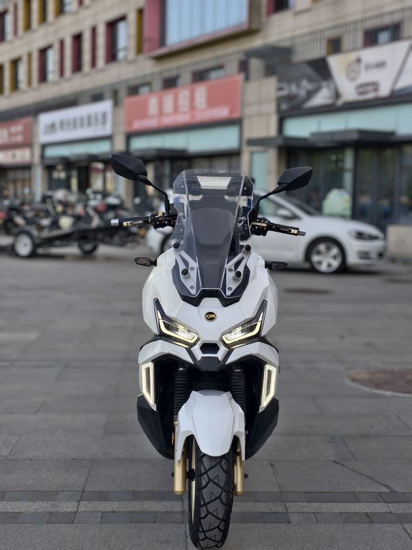 二手三阳哈士奇 Husky ADV150