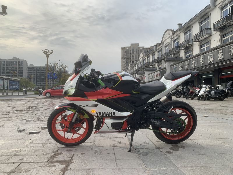 二手雅马哈YZF-R3