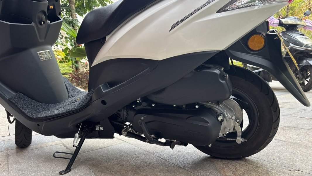 二手五羊本田SCR 喜鲨125