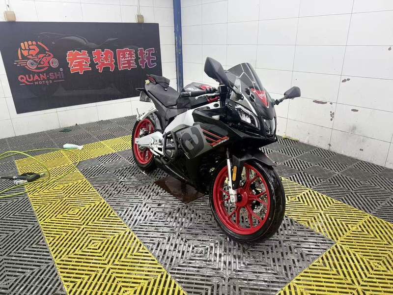 二手宗申阿普利亚GPR250R