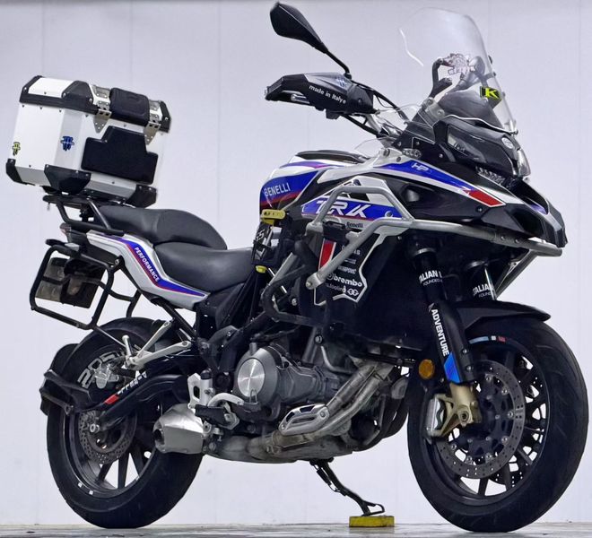 二手贝纳利金鹏 TRK502