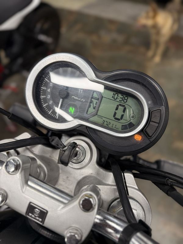 二手五羊本田鸷道 CB190SS