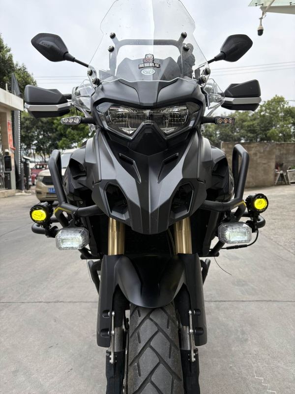 二手贝纳利TRK552