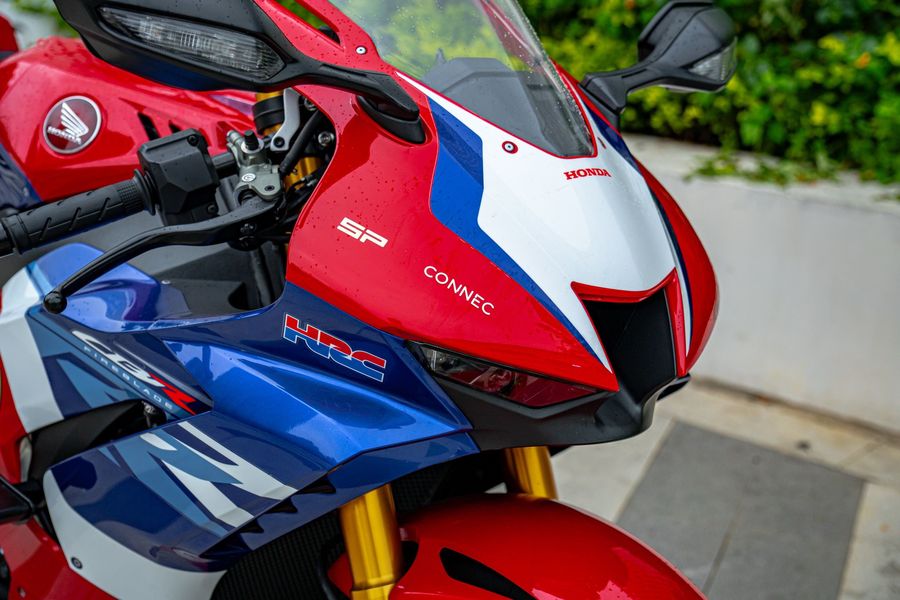 二手本田CBR 1000 RR-R